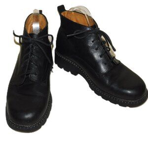 Bass Ginnie Chunky Lug Sole Leather Ankle Bootie Boots Size 8M